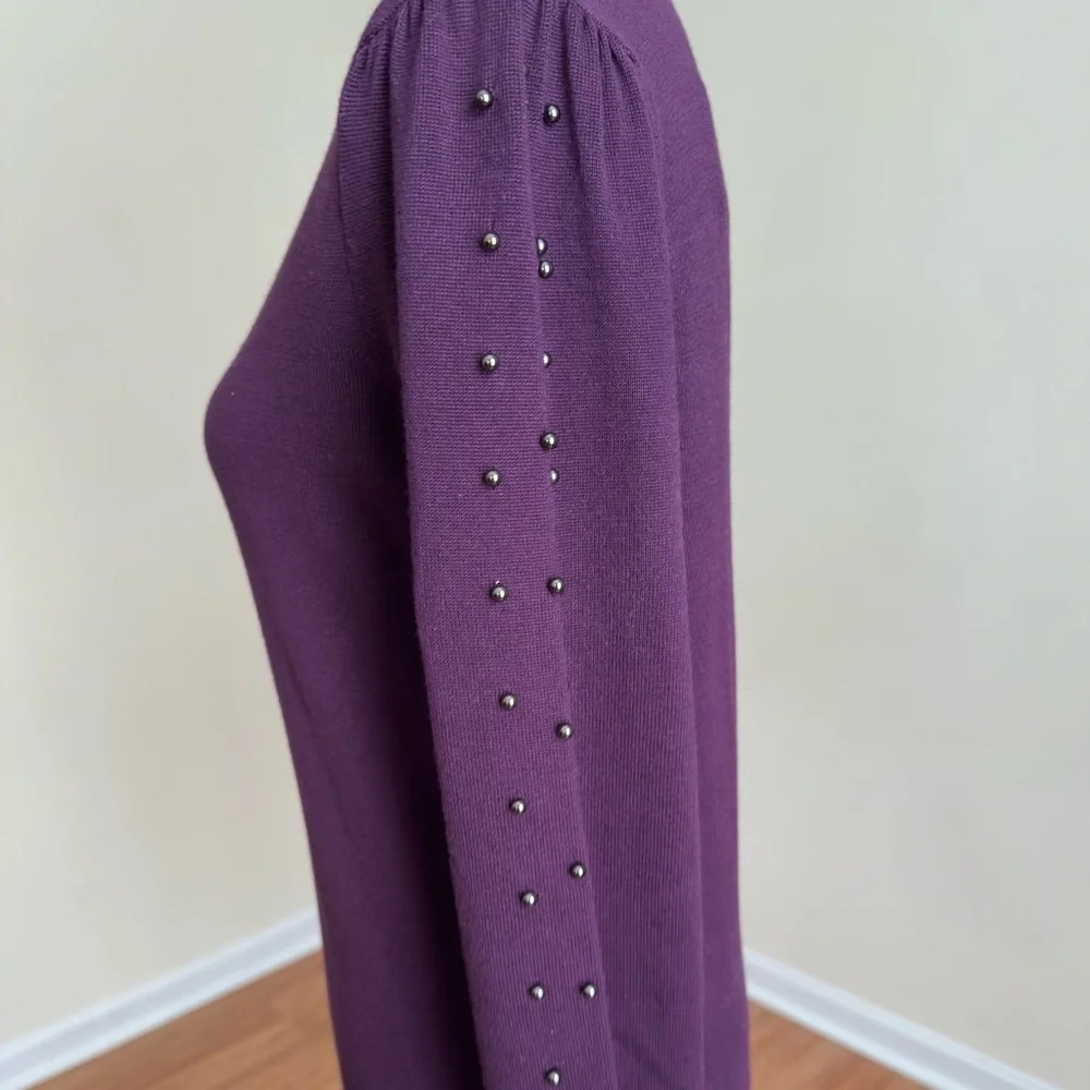 Carmen Mark Valvo Dark Purple Blouse Women Small petite NWT Pearl Sleeve Detail - Picture 5 of 9